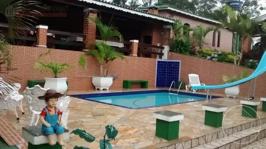 Fazenda/Sítio com 2 Quartos à venda, 500m² no Centro, Embu-Guaçu