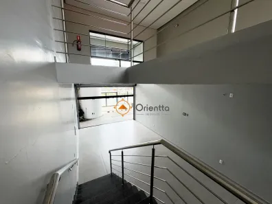 Sala Comercial com 3 Quartos para alugar, 115m² no São Sebastião, Porto Alegre