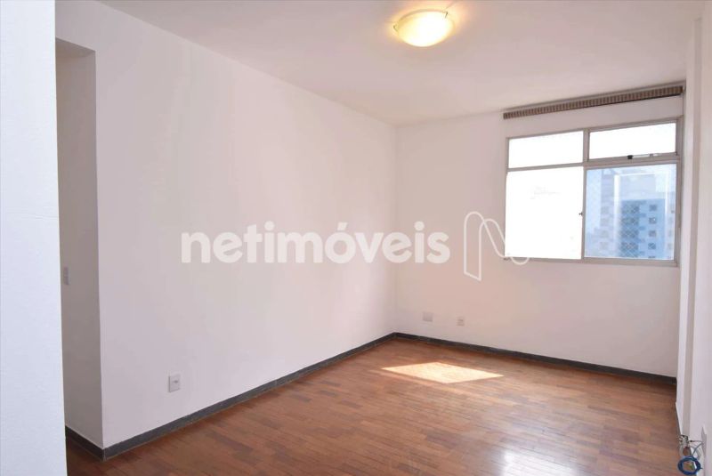 Apartamento com 2 quartos — Santo Antônio, Belo Horizonte