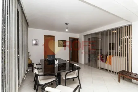 Sobrado com 4 Quartos para alugar, 220m² no Campo Belo, São Paulo