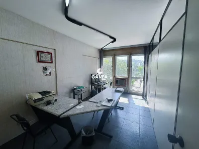 Sala Comercial à venda, 110m² no Centro, Santos