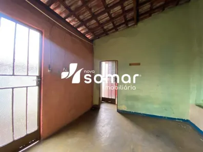 Casa com 1 Quarto para alugar, 50m² no Porto Velho, Divinópolis