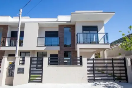 Sobrado com 3 Quartos para alugar, 140m² no Campeche, Florianópolis