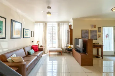 Casa com 3 Quartos à venda, 168m² no Vila Cordeiro, São Paulo