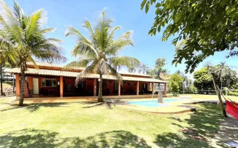 Sobrado com 3 Quartos para alugar, 230m² no Condomínio Alta Vista I, Senador Canedo