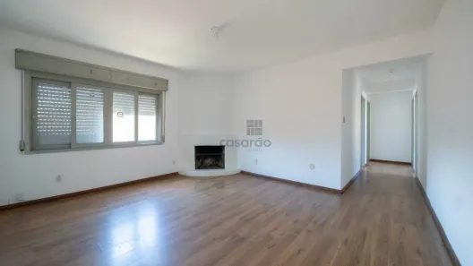 Apartamento com 3 Quartos para alugar, 110m² no Centro, Pelotas