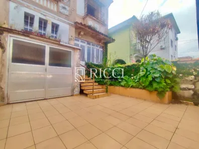 Sobrado com 2 Quartos à venda, 242m² no Encruzilhada, Santos