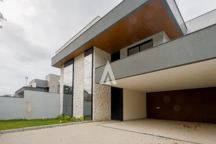 Sobrado com 3 Quartos à venda, 220m² no Glória, Joinville
