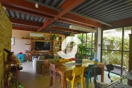 Casa com 3 Quartos à venda, 167m² no São Francisco, Niterói