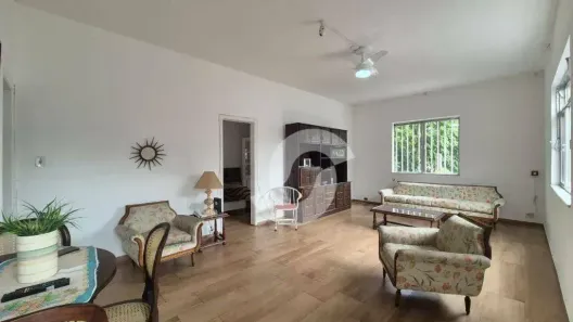 Casa com 2 Quartos à venda, 301m² no Fonseca, Niterói
