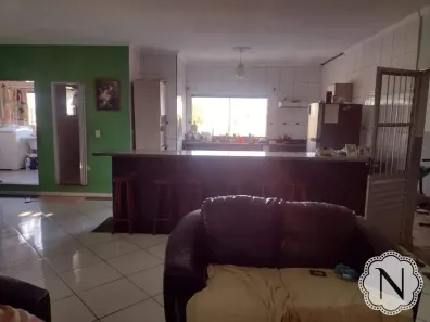Prédio Comercial com 4 Quartos à venda, 387m² no Bopiranga, Itanhaém