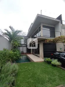 Sobrado com 2 Quartos para alugar, 180m² no Cidade Jardim, Uberlândia