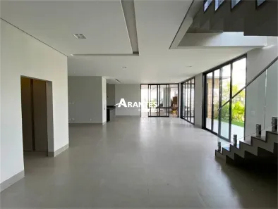 Casa de Condomínio com 4 Quartos à venda, 420m² no Laranjeiras, Uberlândia