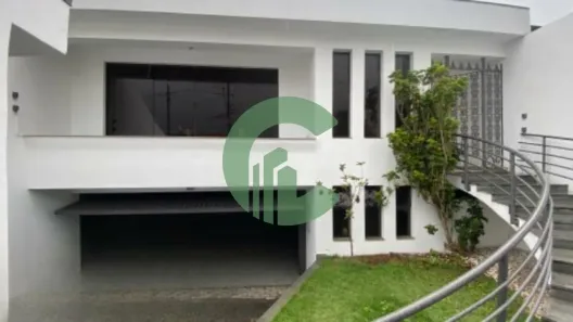 Sobrado com 4 Quartos para venda ou aluguel, 436m² no Campestre, Santo André