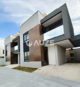 Sobrado com 3 Quartos à venda, 134m² no Boqueirão, Curitiba