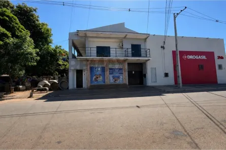 Ponto Comercial com 3 Quartos à venda, 313m² no Setor Central, Araguaína