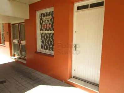 Sala Comercial para alugar, 20m² no Centro, Pelotas
