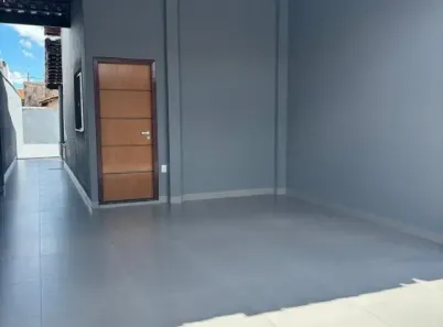 Casa com 3 Quartos à venda, 81m² no Jardim Holanda, Uberlândia