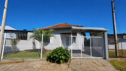 Casa com 4 Quartos à venda, 170m² no Guajuviras, Canoas