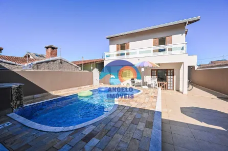 Sobrado com 4 Quartos à venda, 197m² no Cidade Nova Peruíbe, Peruíbe