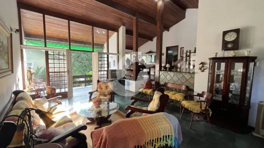 Casa de Condomínio com 2 Quartos à venda, 166m² no Itacoatiara, Niterói