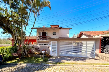 Sobrado com 4 Quartos à venda, 297m² no Represa, Ribeirão Pires