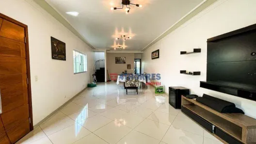 Casa com 3 Quartos à venda, 241m² no Jardim das Vertentes, São Paulo