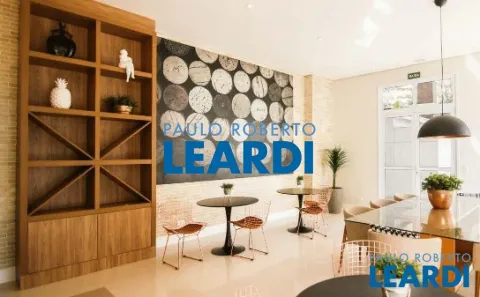 Apartamento com 2 Quartos à venda, 58m² no Vila Suzana, São Paulo