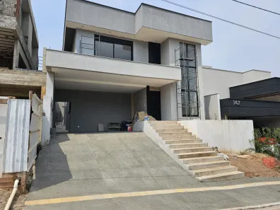 Casa com 4 Quartos à venda, 250m² no Jardins Barcelona, Senador Canedo