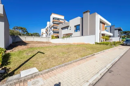 Lote/Terreno à venda, 400m² no Novo Mundo, Curitiba