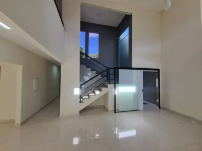 Casa com 3 Quartos para alugar, 225m² no Esperança, Londrina