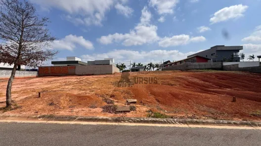 Lote/Terreno à venda, 275m² no Condominio Cataguá Way, Taubaté