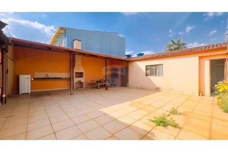 Casa com 4 Quartos à venda, 220m² no Taguatinga Sul, Brasília