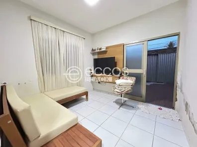 Casa com 3 Quartos à venda, 250m² no Vigilato Pereira, Uberlândia