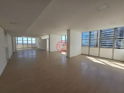 Sala Comercial para venda ou aluguel, 175m² no Centro Histórico, Porto Alegre