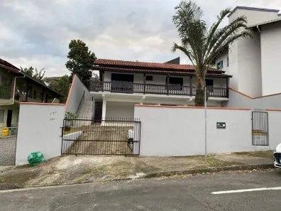 Sobrado com 4 Quartos à venda, 181m² no Tifa Martins, Jaraguá do Sul