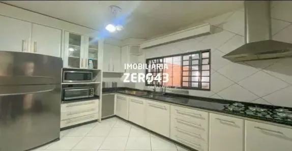 Casa com 3 Quartos à venda, 250m² no Chácara Manella, Cambé