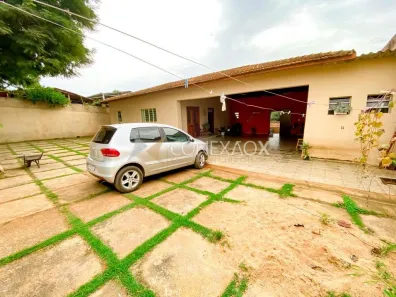 Fazenda/Sítio com 3 Quartos à venda, 350m² no Recanto dos Dourados, Campinas