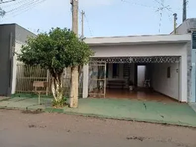 Casa com 2 Quartos à venda, 250m² no Jardim São Carlos, São Carlos