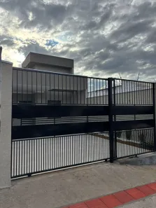 Casa com 2 Quartos à venda, 79m² no Jardim Paulista, Maringá