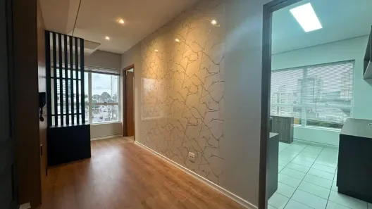 Sala Comercial à venda, 35m² no Vila Virgínia, Jundiaí