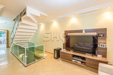Sobrado com 3 Quartos à venda, 240m² no Vila Irmãos Arnoni, São Paulo