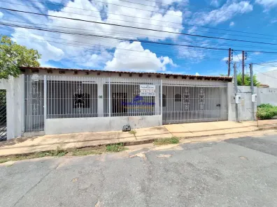 Casa com 3 Quartos para alugar, 259m² no Altos do Coxipó, Cuiabá