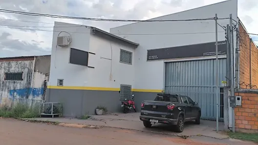 Galpão/Depósito/Armazém para alugar, 550m² no Marajoara, Várzea Grande