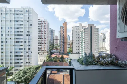 Apartamento com 2 Quartos para alugar, 70m² no Cerqueira César, São Paulo