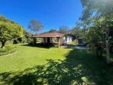 Casa de Condomínio com 4 Quartos à venda, 300m² no Itaipava, Petrópolis