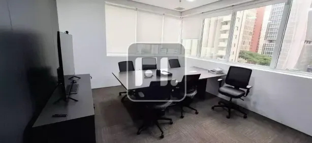 Sala Comercial à venda, 136m² no Cerqueira César, São Paulo