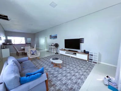 Casa de Condomínio com 3 Quartos à venda, 360m² no Ponta Negra, Manaus