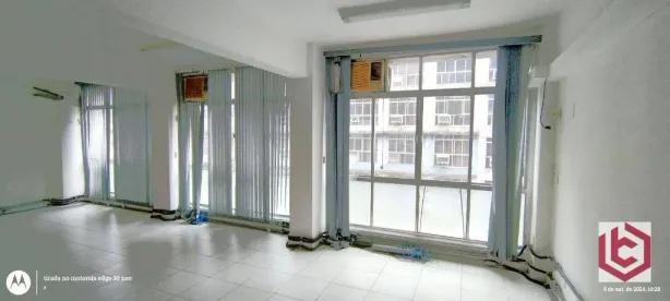 Sala Comercial à venda, 120m² no Centro, Santos