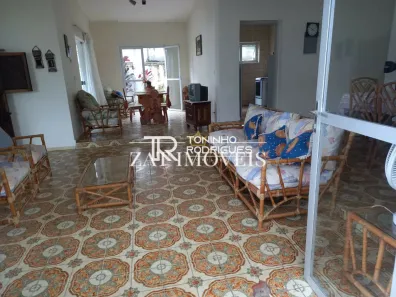 Casa com 4 Quartos à venda, 193m² no Enseada, Guarujá